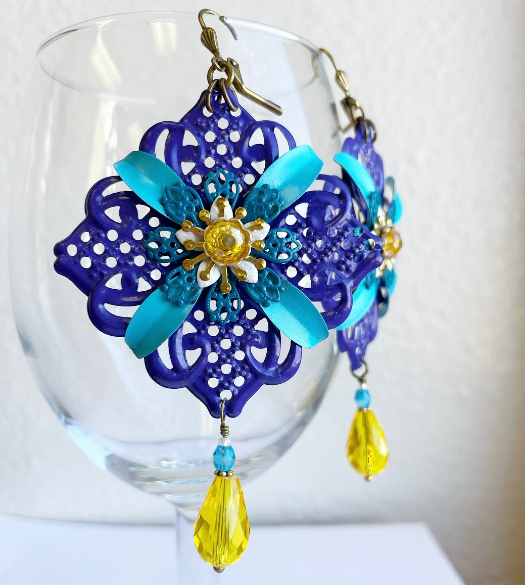 [TATIANA] Moon boat Earrings 全2色 Moon Bunny Earring – Sofia Zakia